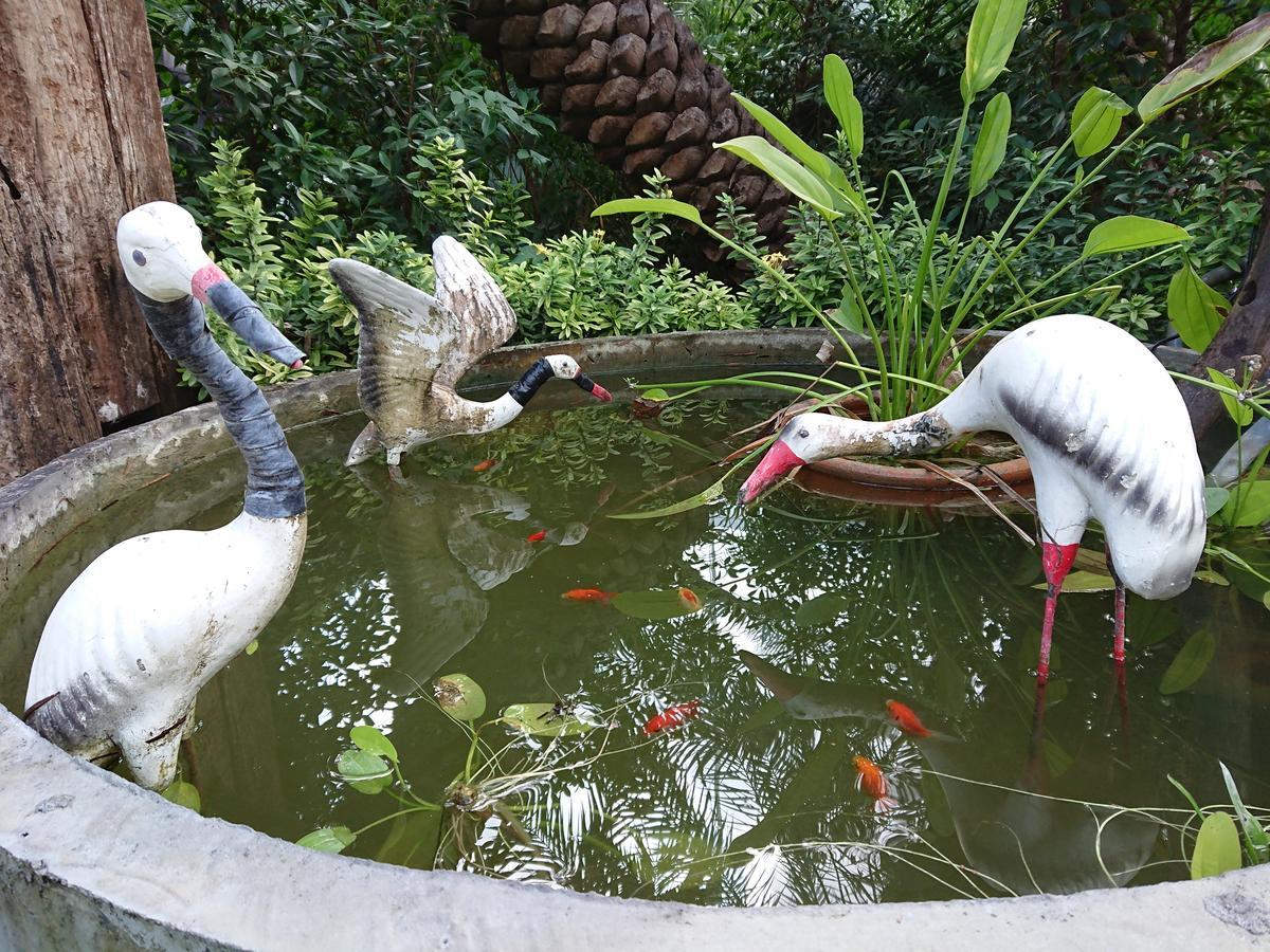 Lopburi Palm Resort Esterno foto
